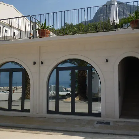 Adel Podgora (Split-Dalmatia)